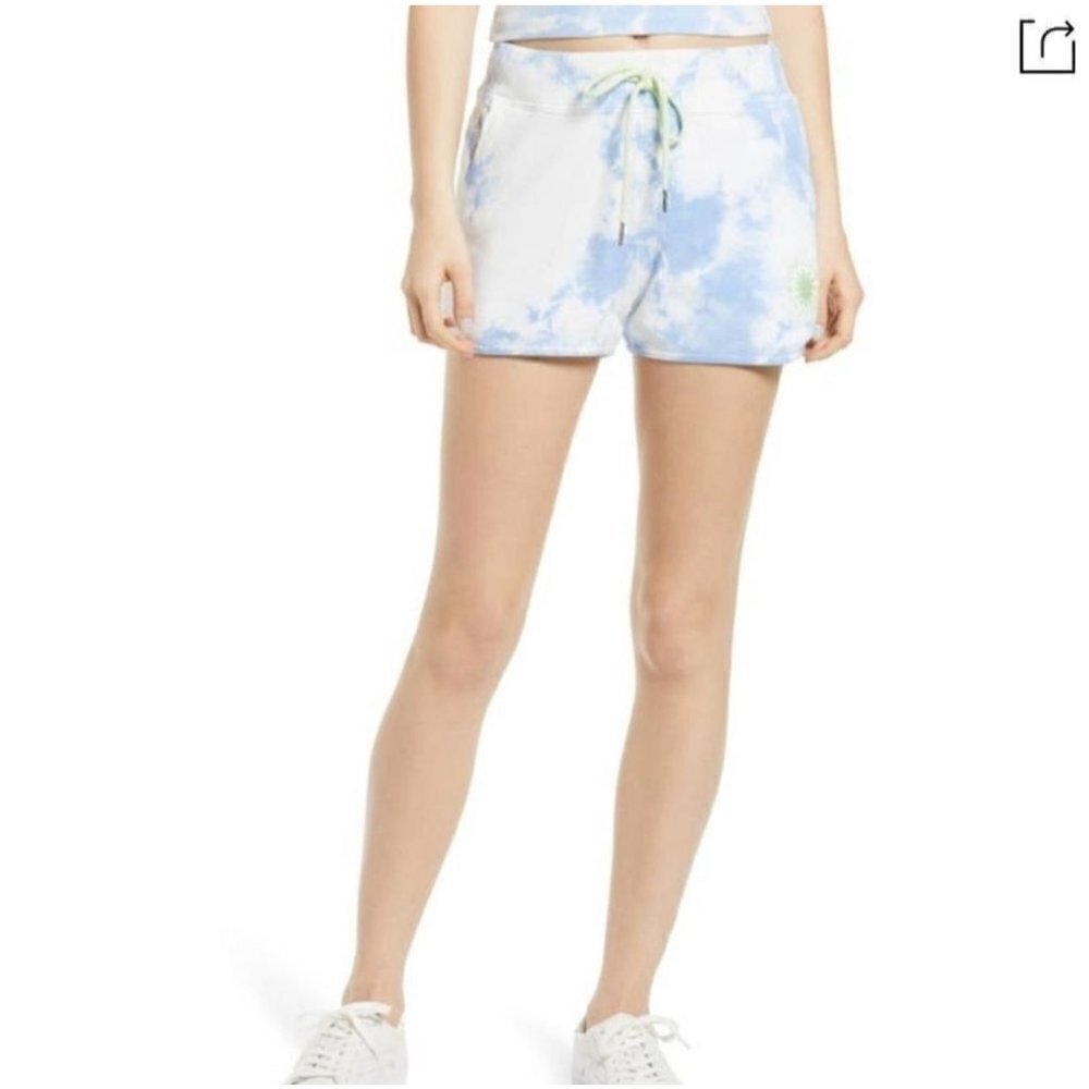 NWT DAYDREAMER Sunny People Tie Dye Sweat Shorts in Periwinkle Cloud - M